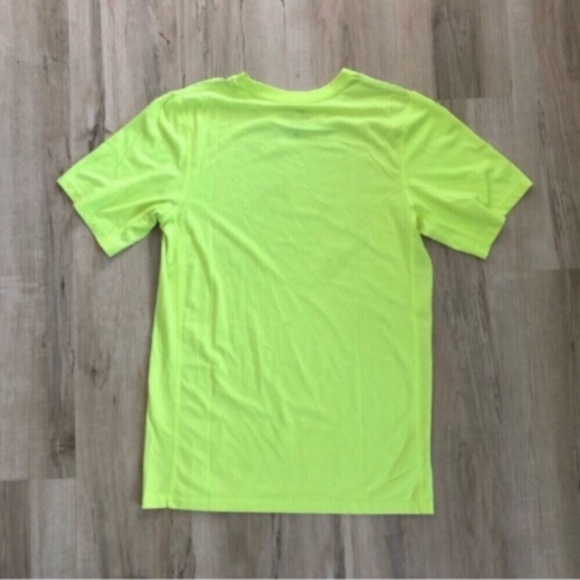 Nike Men's Bright Yellow Graphic Football Skull Tee - Picture 2 of 8